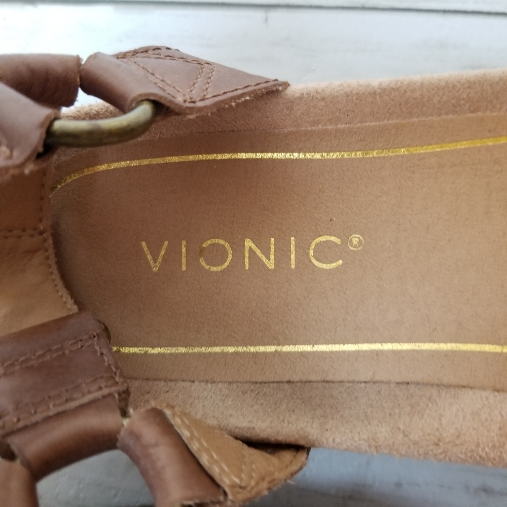 Vionic Kayan Leather Hook And Loop Platform Sanda… - image 8
